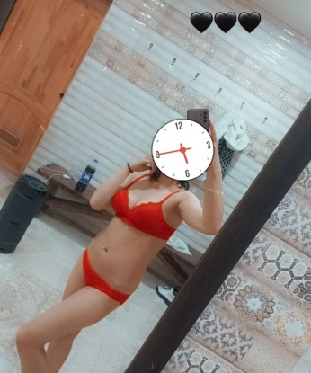Ляля, 21 год, 2 размер груди